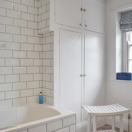 Harbourside House Holiday home *
