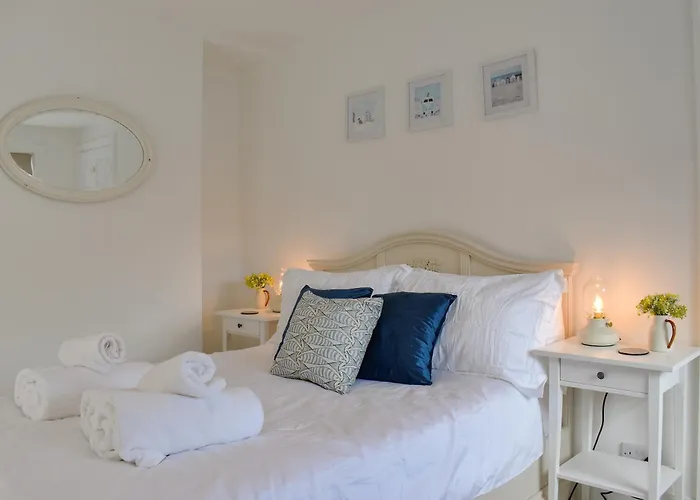 Harbourside House * Scarborough